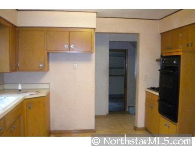 1565 Albemarle St, Saint Paul, MN 55117