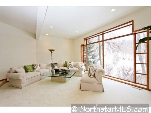 7104 Valley View Rd, Edina, MN 55439