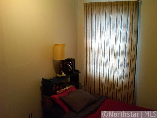 141 Oak Park Dr NE, Blaine, MN 55434