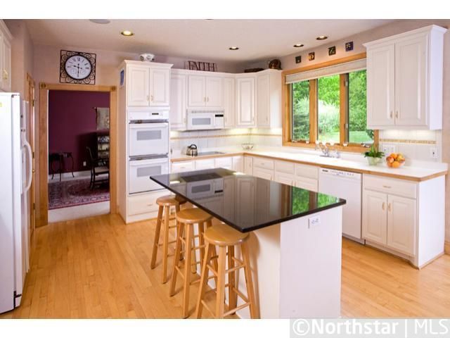 16468 Eagle Ridge Dr, Minnetonka, MN 55345
