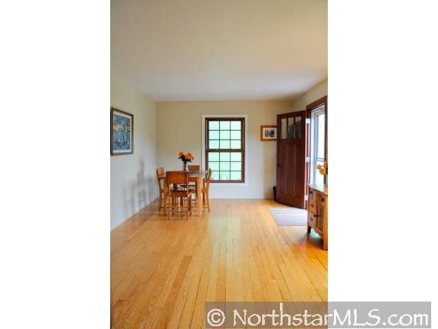 1445 Frankson Ave, Saint Paul, MN 55108
