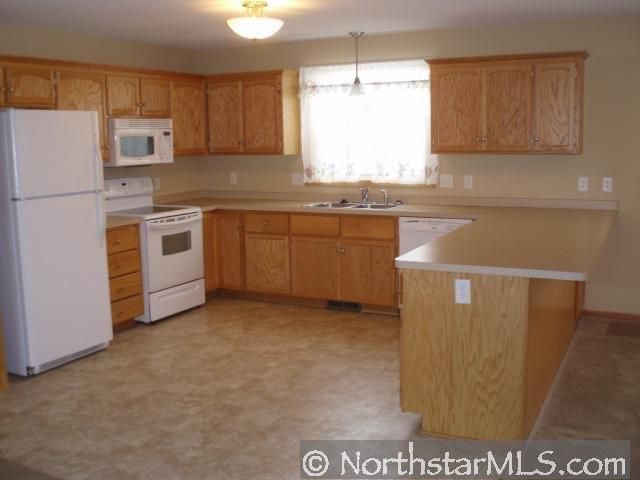 341 Magnolia Ave E, Saint Paul, MN 55130