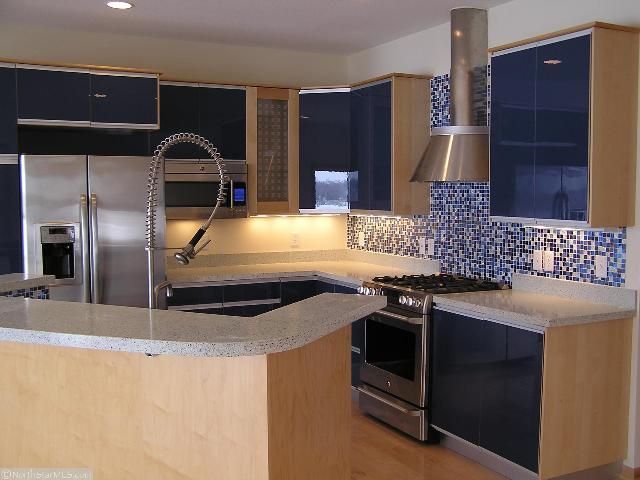 2437 Black Lake Rd, Spring Park, MN 55384