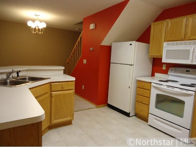 630 85th Ln NW #2, Coon Rapids, MN 55433