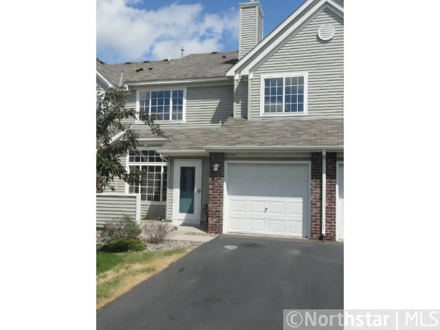 8797 Branson Dr, Inver Grove Heights, MN 55076