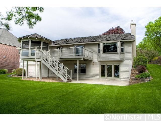 16995 Weaver Lake Dr, Maple Grove, MN 55311