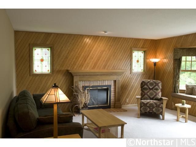 16995 Weaver Lake Dr, Maple Grove, MN 55311
