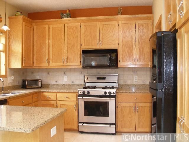 6920 Pinnacle Way, Minnetrista, MN 55364