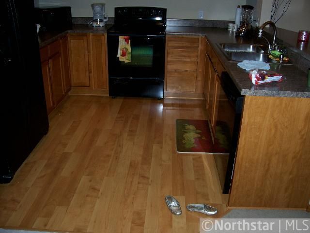 15590 Eastbrook Ln #0902, Apple Valley, MN 55124