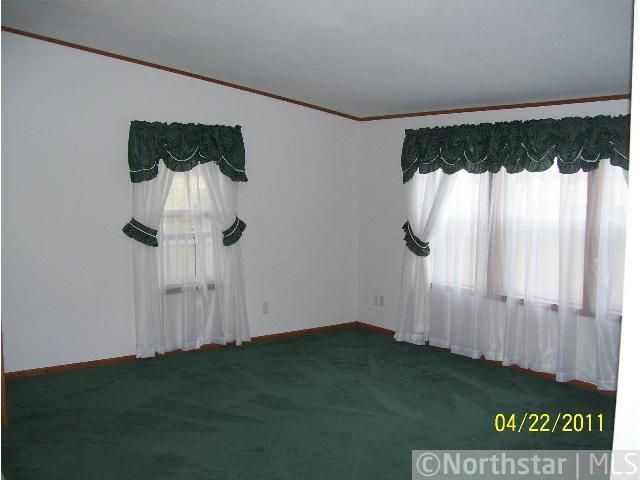 1329 Olympic St, Braham, MN 55006