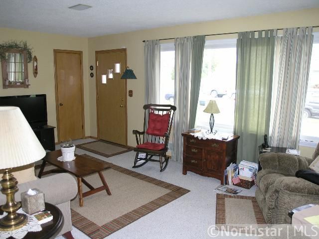 334 15th Ave N, Hopkins, MN 55343