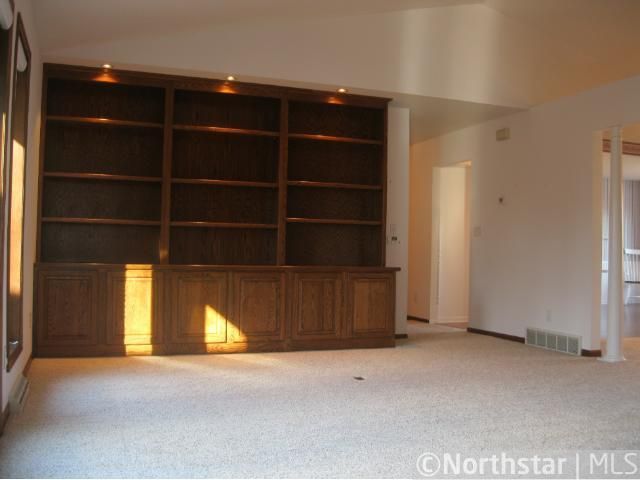2524 Oriole Cir, Red Wing, MN 55066