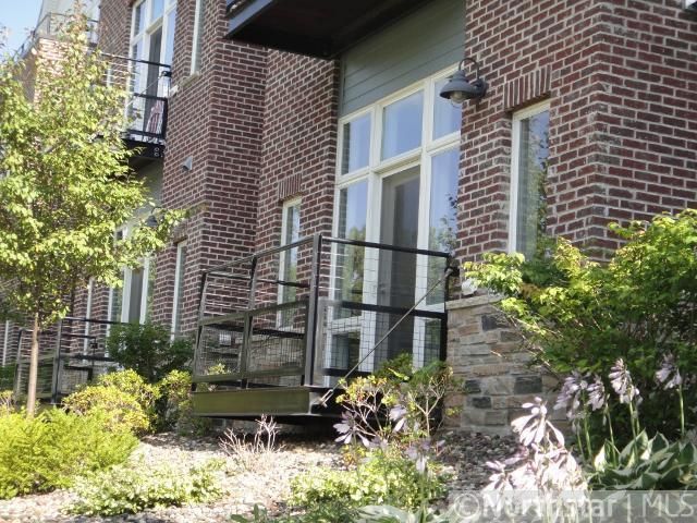 301 7th St W #2-103, Northfield, MN 55057