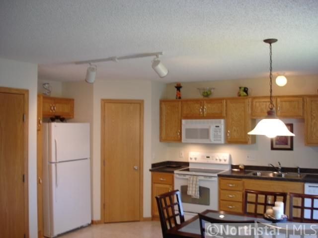 9026 Marsh Run St, Rockford, MN 55373