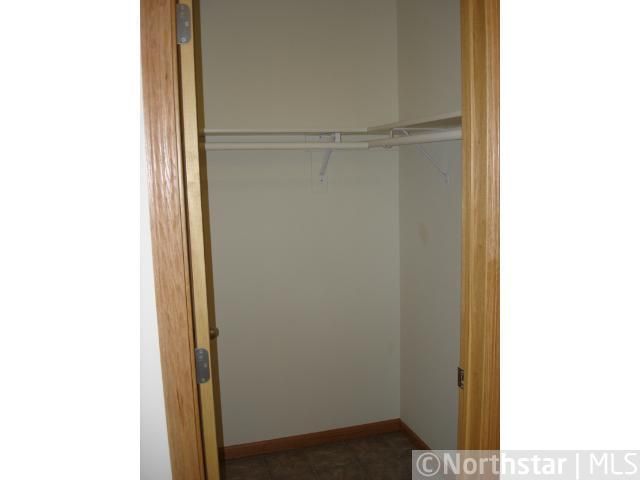 9012 Marsh Run St, Rockford, MN 55373
