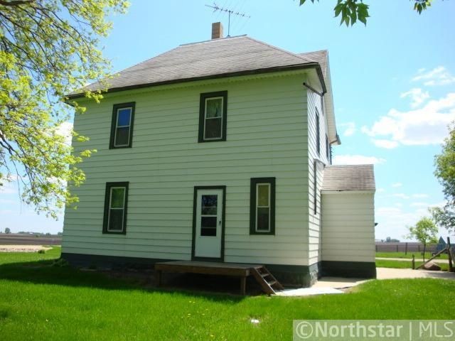 1401 Yacht Ave, Stewart, MN 55385
