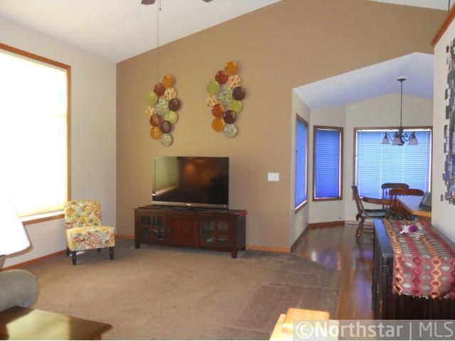 464 29th Ct, Cambridge, MN 55008