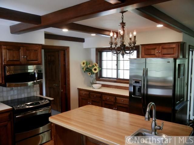 12797 325th St, Lindstrom, MN 55045