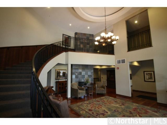 9165 Comstock Ln N #109, Maple Grove, MN 55311