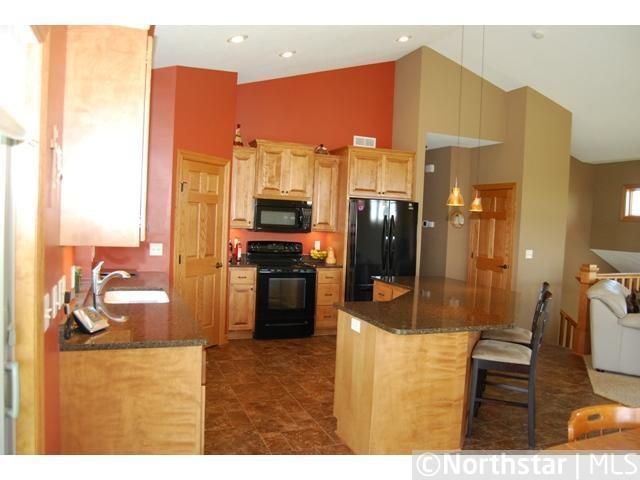 15822 Jocko Ct, Shakopee, MN 55379