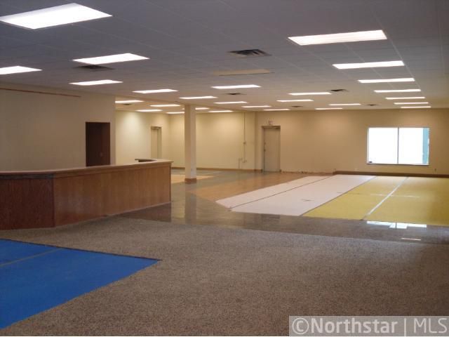 295 Northdale Blvd NW, Coon Rapids, MN 55448