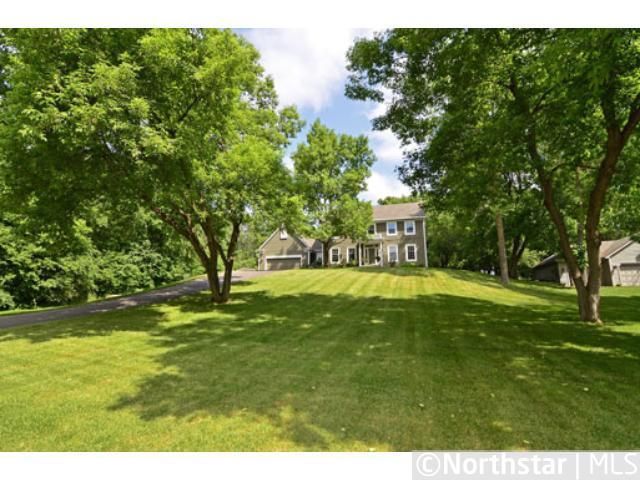 18154 Covington Rd, Minnetonka, MN 55345