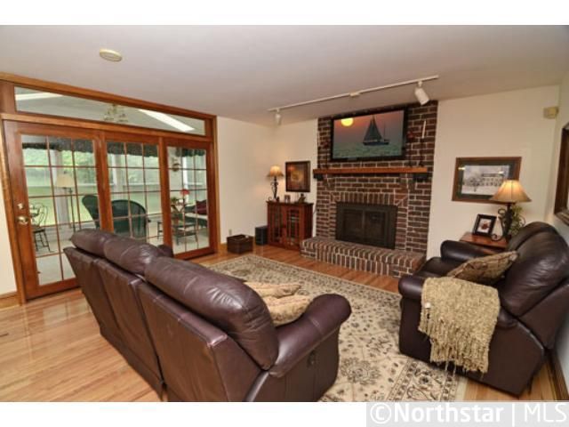 18154 Covington Rd, Minnetonka, MN 55345