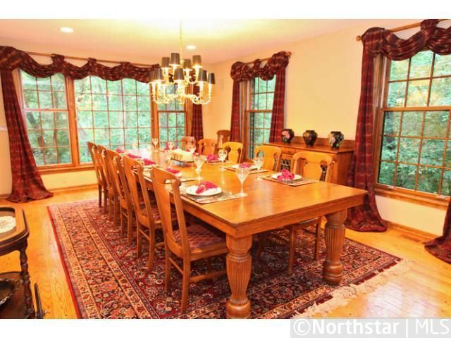 242 Edgewood Ln, West Saint Paul, MN 55118