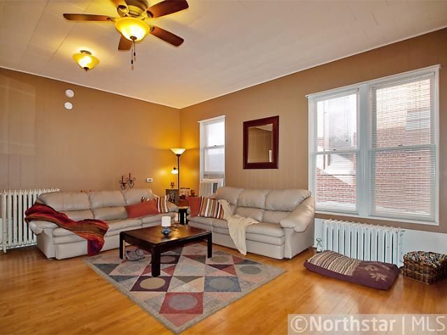 560 6th St E, Winona, MN 55987