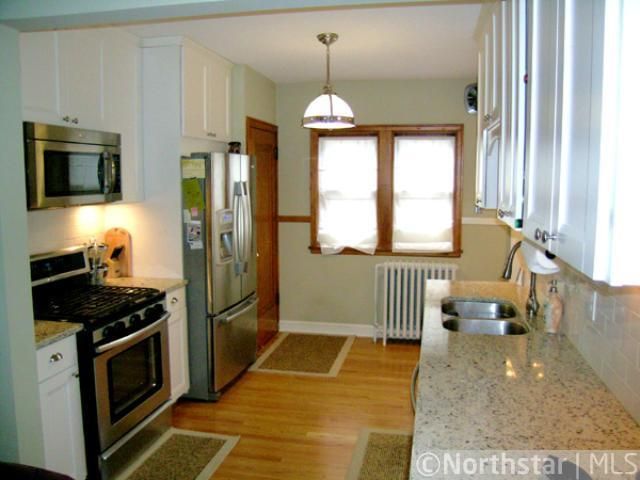 2458 Como Ave, Saint Paul, MN 55108