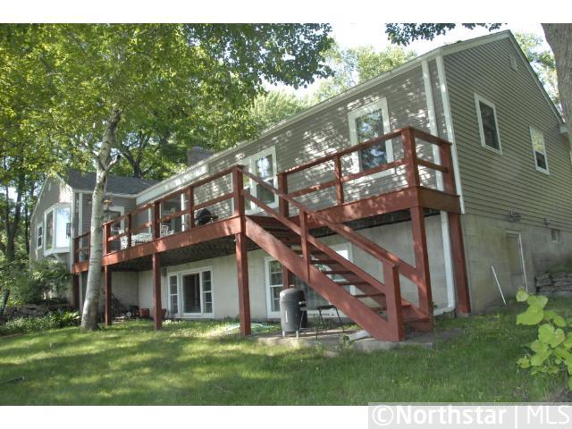 20 Duck Pass Rd, North Oaks, MN 55127