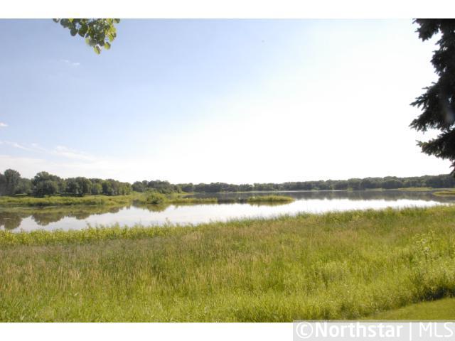 20 Duck Pass Rd, North Oaks, MN 55127