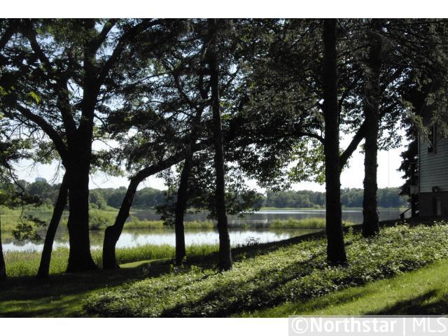 20 Duck Pass Rd, North Oaks, MN 55127