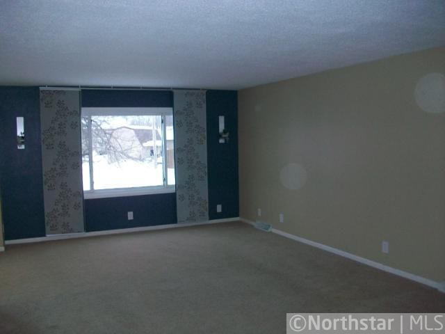 2053 139th Ln NW, Andover, MN 55304