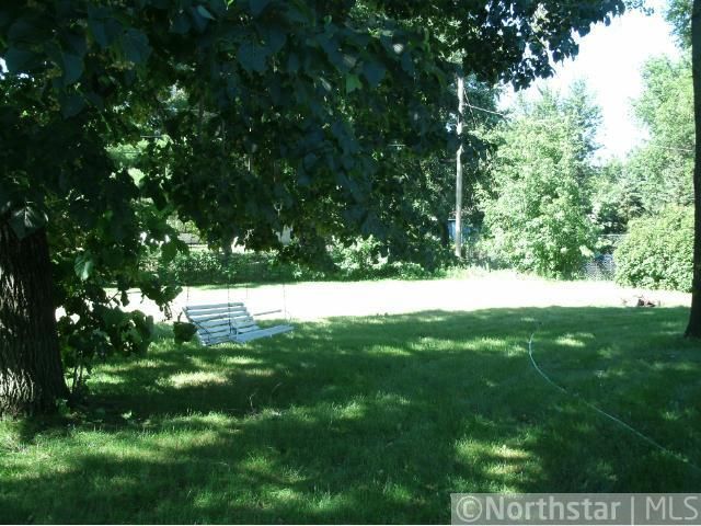 414 113th Ave NW, Coon Rapids, MN 55448