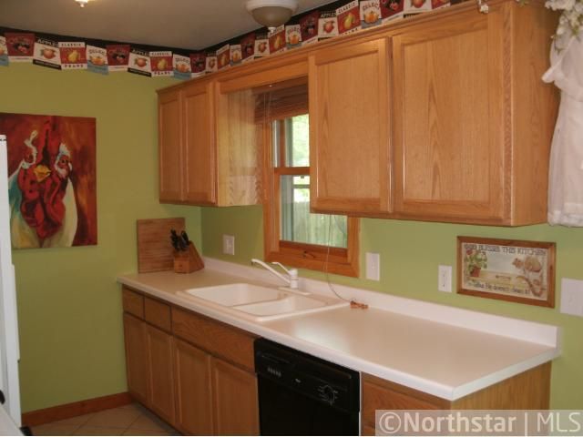 414 113th Ave NW, Coon Rapids, MN 55448