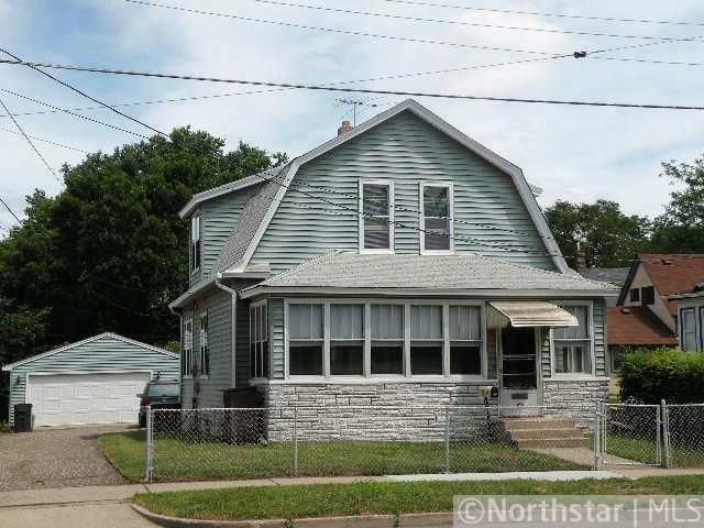 828 Jackson St, Saint Paul, MN 55117