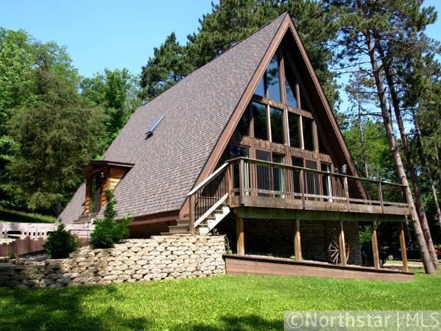 16025 1st St N, Lakeland, MN 55043