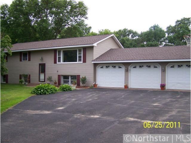 16658 W Iverson St NE, Forest Lake, MN 55025