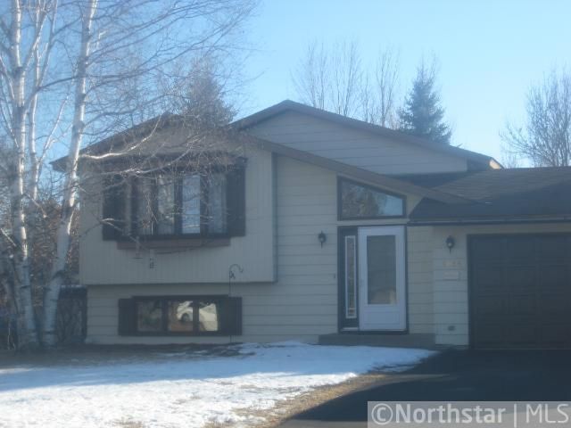 1416 Jonquil Ln, White Bear Lake, MN 55110