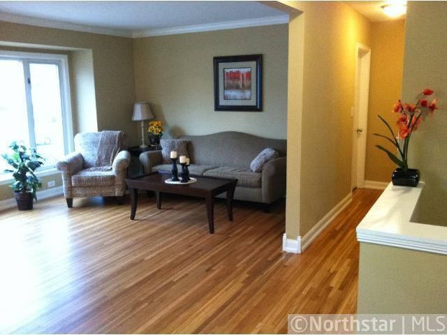 1791 Montreal Ave, Saint Paul, MN 55116