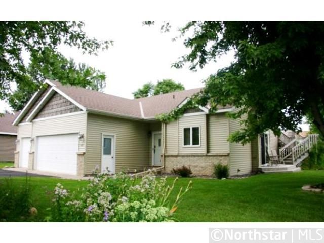 1121 5th St N, Sartell, MN 56377