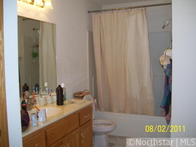 5303 107th Ave N, Brooklyn Park, MN 55443