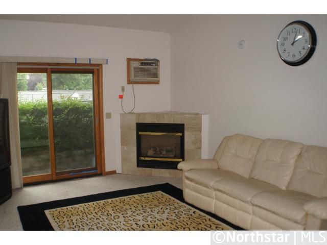 5875 Saint Albans Ct, Shoreview, MN 55126