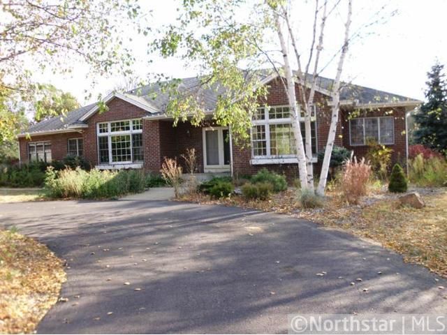 4955 W 86th St, Chaska, MN 55318