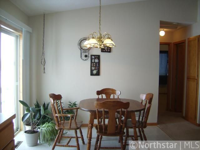 1415 Marigold Dr S, Cambridge, MN 55008