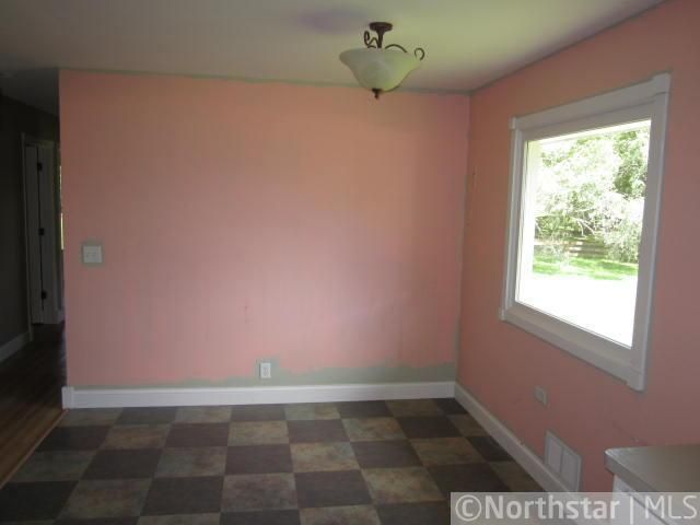 6320 Pioneer Trl, Loretto, MN 55357