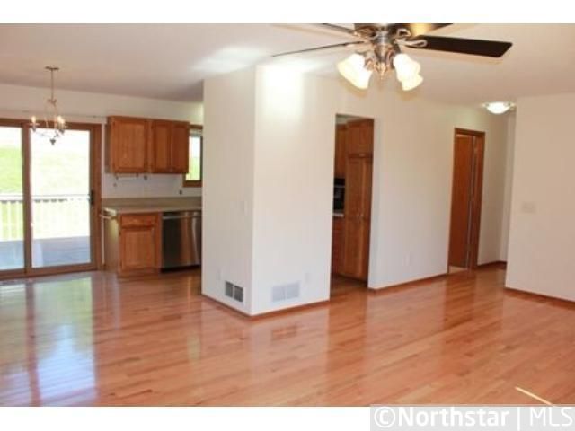 4478 Fawn Ridge Trl, Eagan, MN 55123