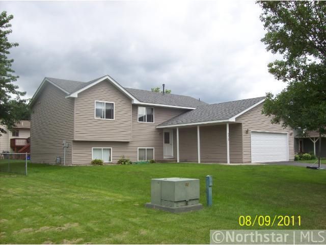6418 110th Ave N, Champlin, MN 55316