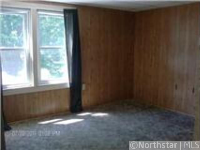 503 3rd St SE, Little Falls, MN 56345